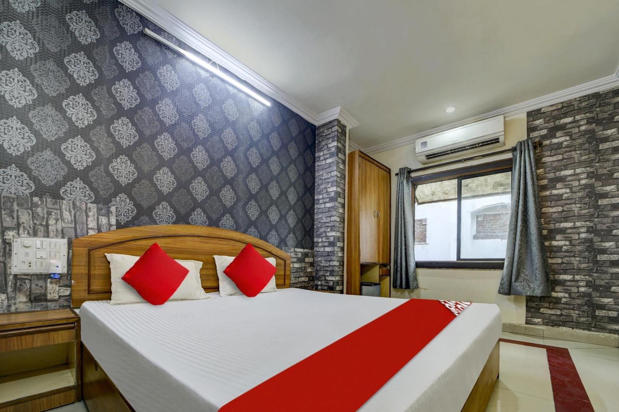 Oyo Flagship 81248 Hotel Satya Vilas Bhopal Exterior foto